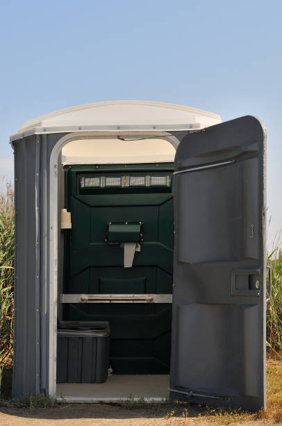 Porta potty delivery and setup in Garden City, ID